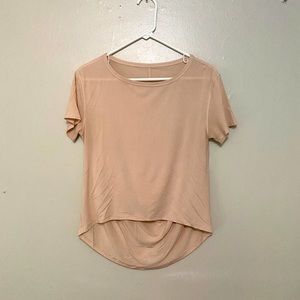 Lululemon high low tee Sz 4
